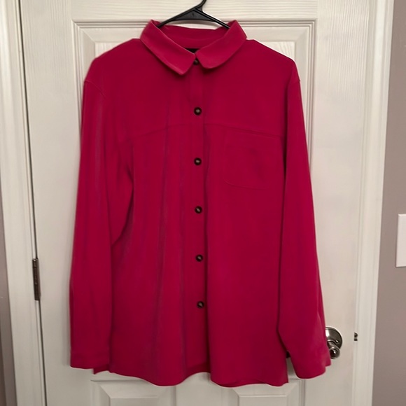Sag Harbor Tops - Beautiful, hot pink Sag Harbor women’s top. Size 14